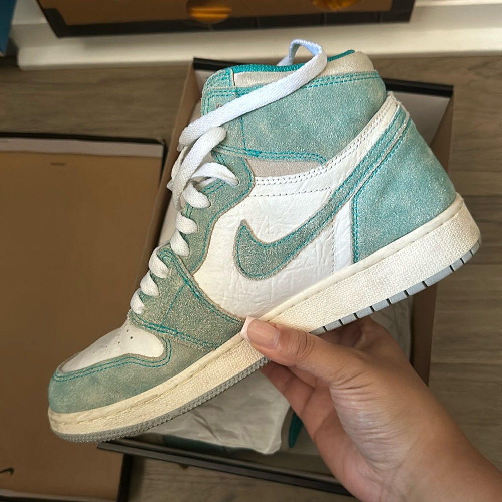 Air Jordan 1 Turbo Green Sail (USED) 6.5Y = 8W